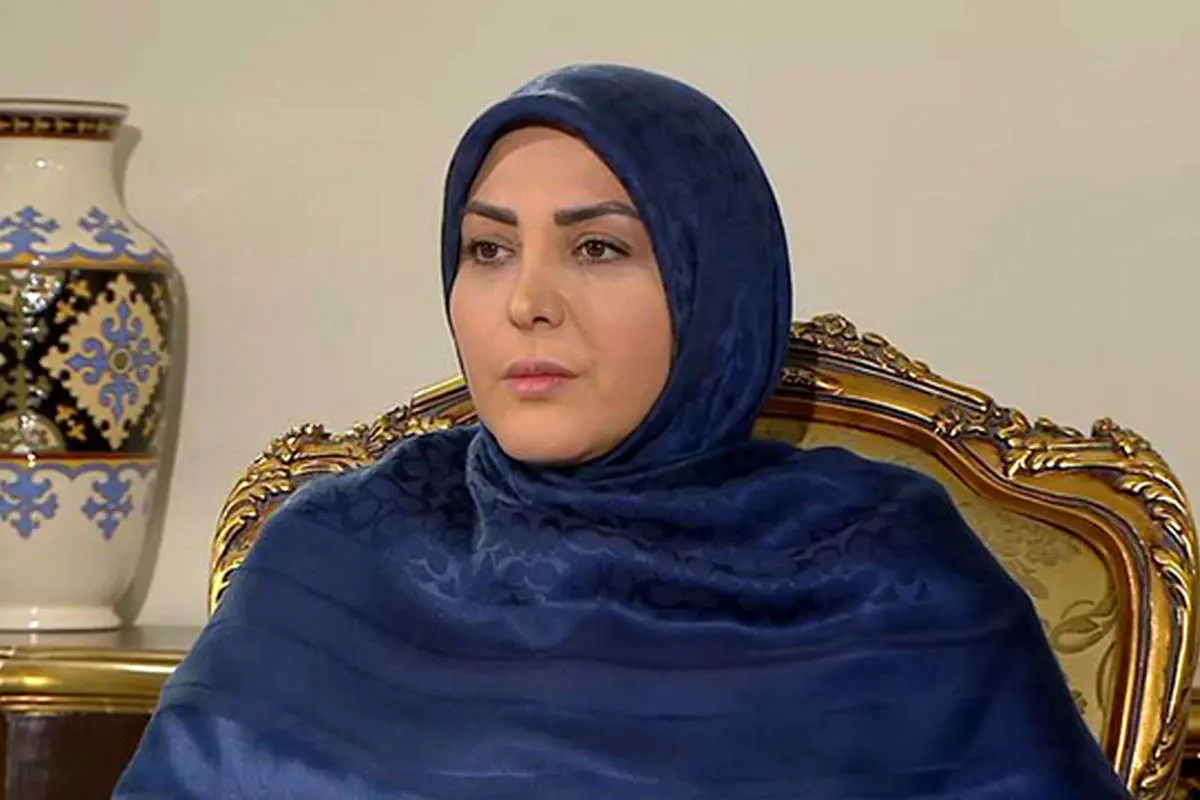 سفر یک روزه المیرا شریفی مقدم به شیراز