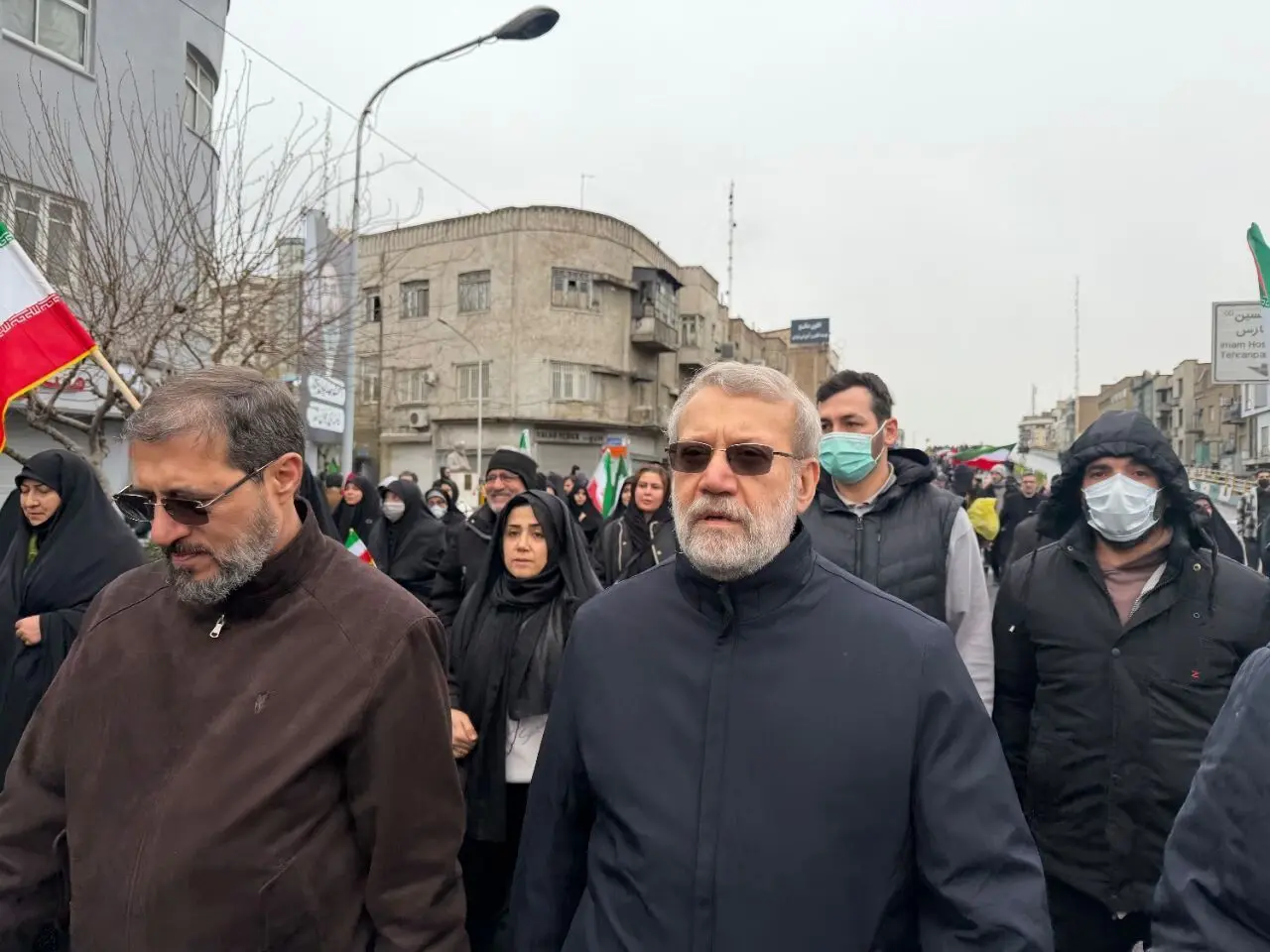 دستنوشته علی لاریجانی برای شهدای ناوشکن دنا