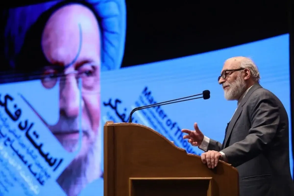 با مصباح یزدی و جواد لاریجانی وحدت ملی محقق نمی‌شود