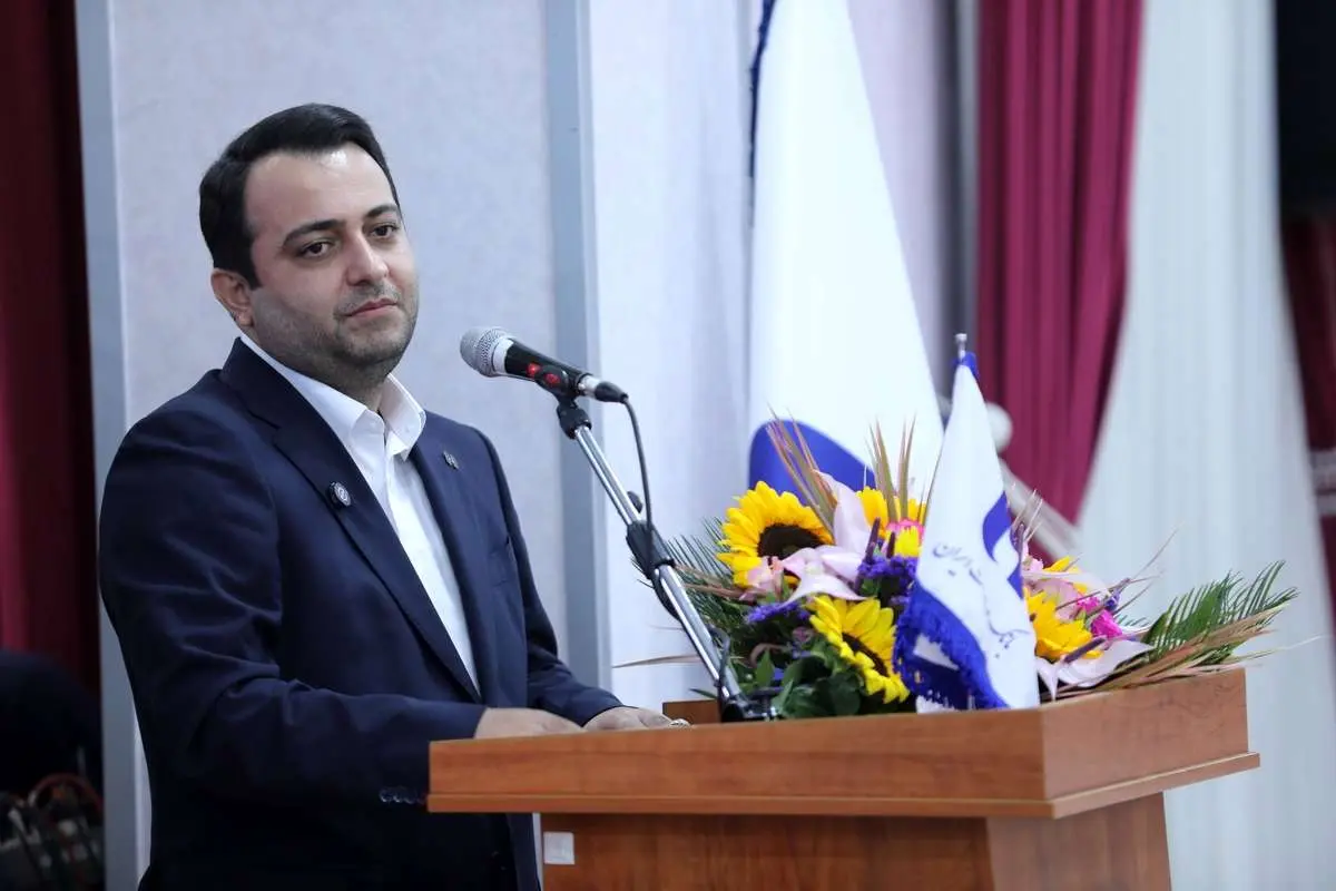 نشست مدیران ادوار بانک صادرات ایران برگزار شد/ محسن سیفی: مهمترین مسئولیت امروز، تداوم مسیر پرافتخار بانک صادرات ایران است