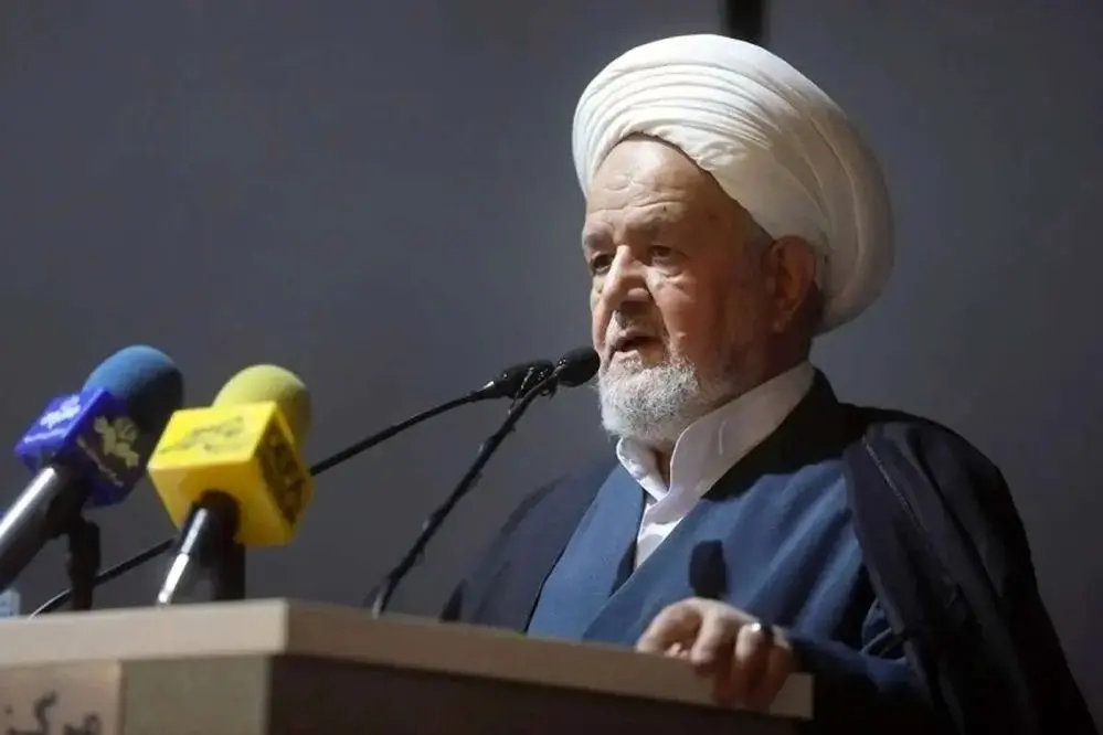 رئیس دفتر عقیدتی سیاسی فرمانده کل قوا: جهان به دو بخش ولایت اهل بیت و اهل یهود تقسیم شده
