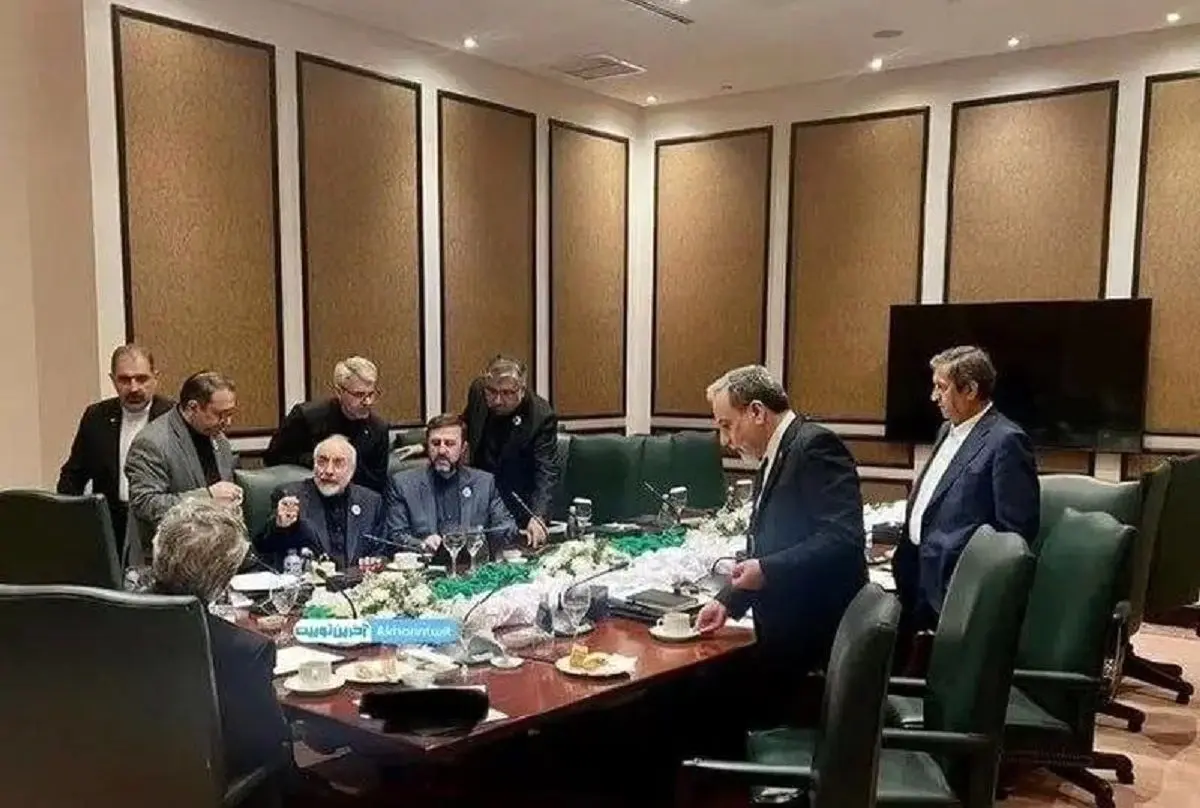 کیهان: برای تنبیه ترامپ، مذاکرات را متوقف کنید