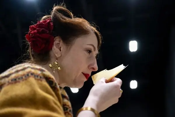 نگاهی به داخل رقابت جهانی پنیر در سوئیس و بوهای آن