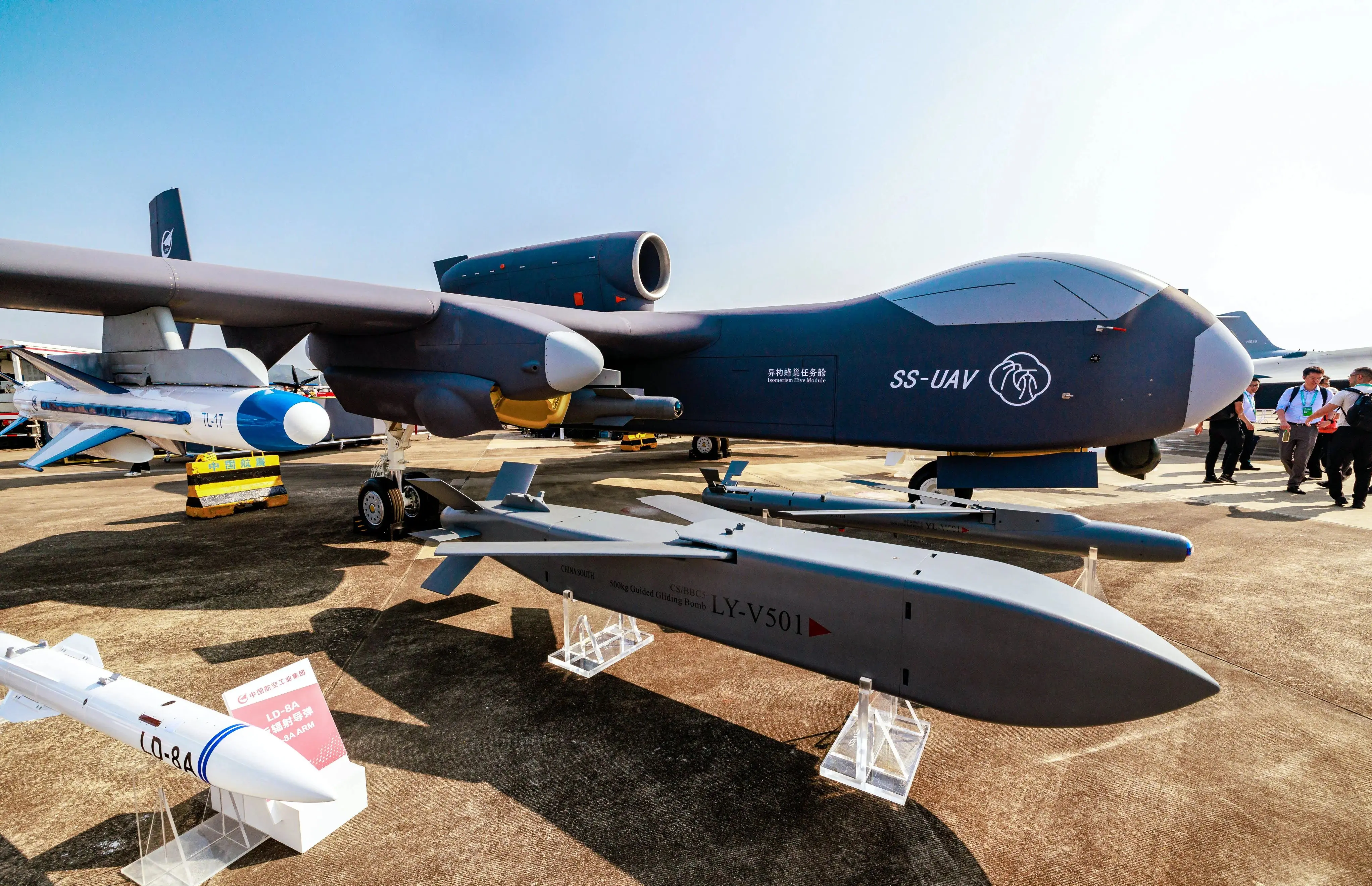 پهپاد جیوتین SS-UAV؛ سلاح جدید چین برای برتری هوایی پرواز می کند