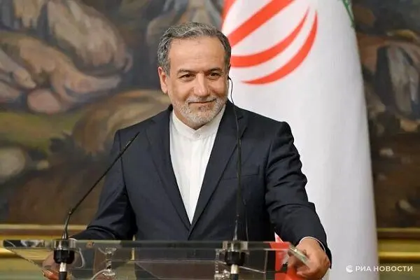  عراقچی: ایران از هیچ‌یک از حقوق خود عقب نخواهد نشست