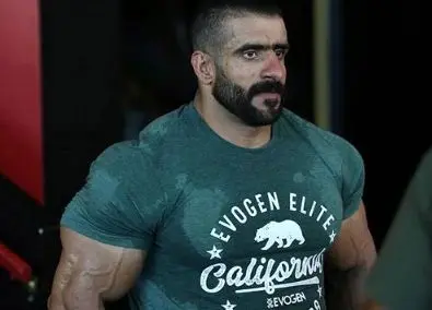 ببینید؛ واکنش هادی چوپان به خبر خداحافظی از دنیای حرفه‌ای