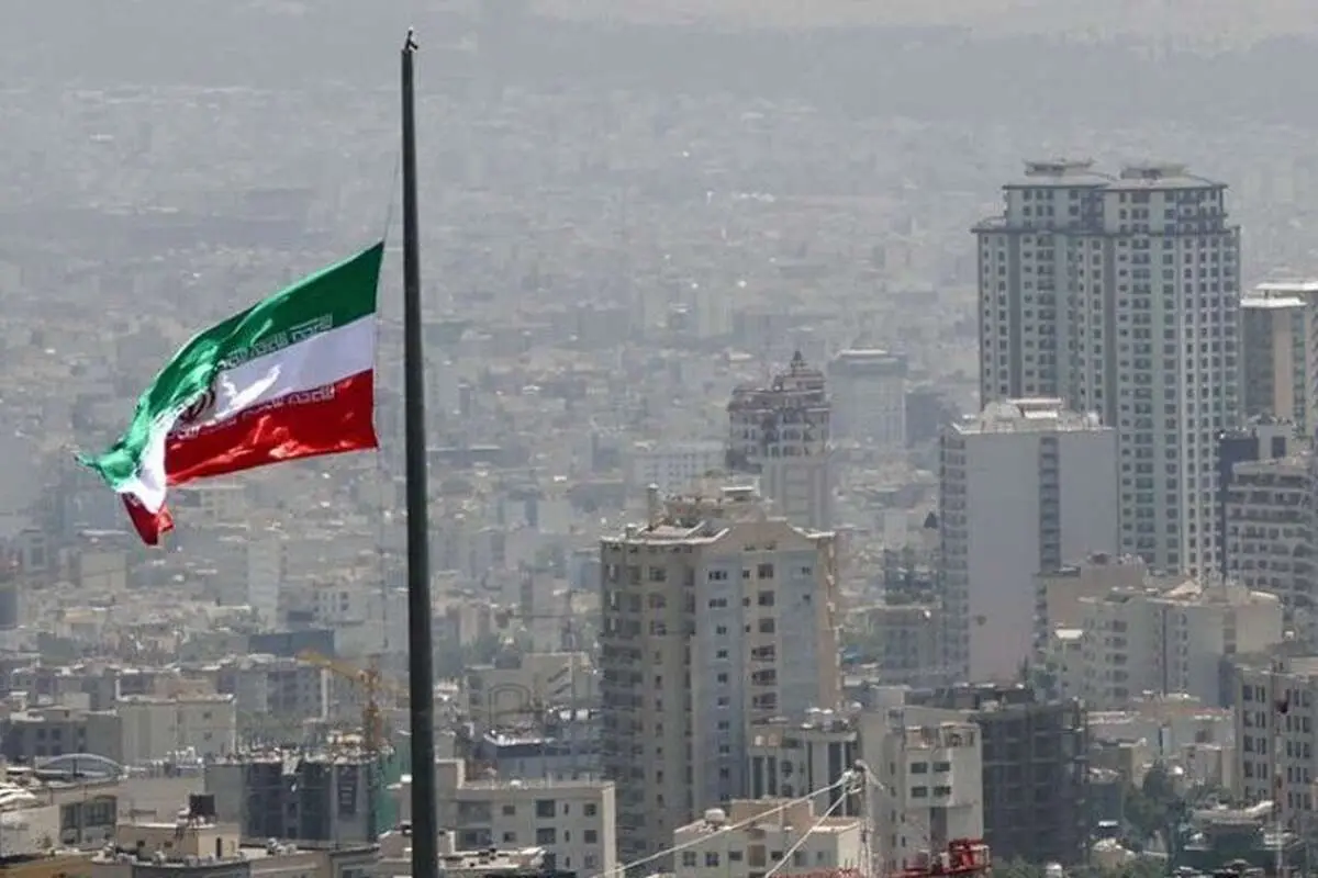 وزش باد شدید و گرد و خاک در تهران