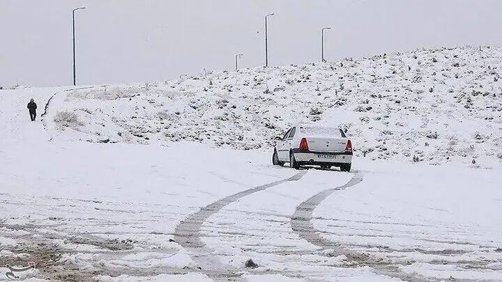 تهران از یکشنبه برفی و بارانی می‌شود
