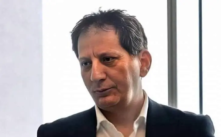 حمله تسنیم به بابک زنجانی: به بازی خطرناک با افکار عمومی پایان دهید/ مدعی‌العموم ورود کند!
