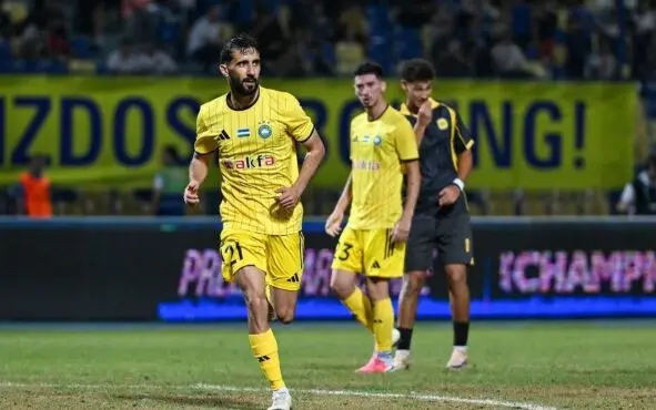 پورعلی گنجی در کنار بشار رسن در لیگ نخبگان آسیا