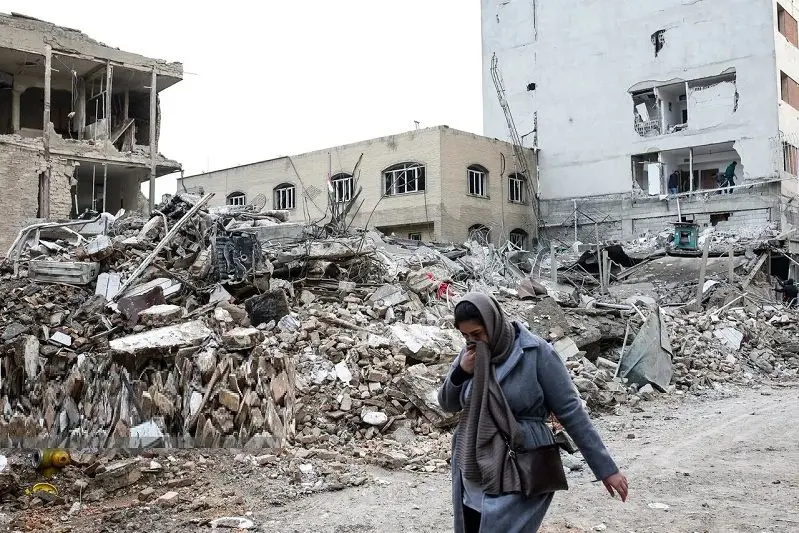 خسارت خانه‌های خراب شده با مالک است یا مستاجر؟