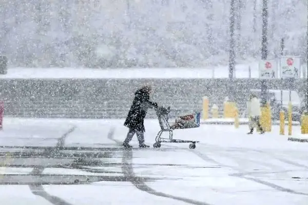 ببینید؛ نخستین برف فصل و سرمای بی‌سابقه در آمریکا