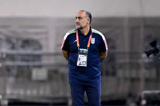 حسین عبدی استعفا داد