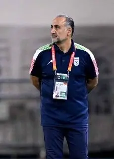 حسین عبدی استعفا داد