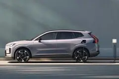 ولوو XC70 وارداتی 16 میلیارد می‌ارزد؟