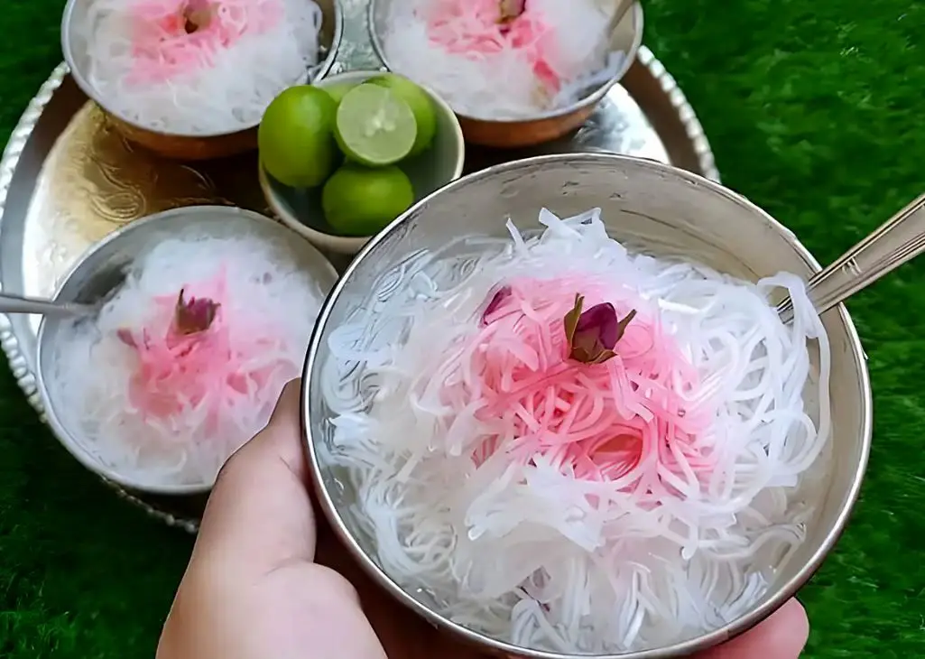 ببینید؛ طرز تهیه فالوده شیرازی خانگی
