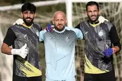 چهره مربی استقلال یک روز بعد از کتک‌کاری!