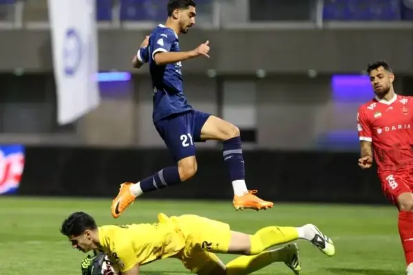 ببینید؛ خلاصه بازی گل گهر 3 - پرسپولیس 1