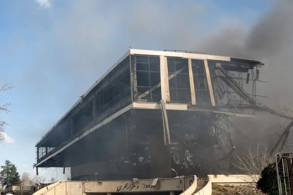 تصاویر؛ آثار حمله هوایی به سالن ۱۲ هزار نفری آزادی