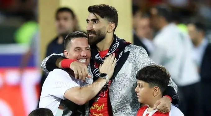 خوش و بش جالب اوسمار با بیرانوند قبل از شروع بازی