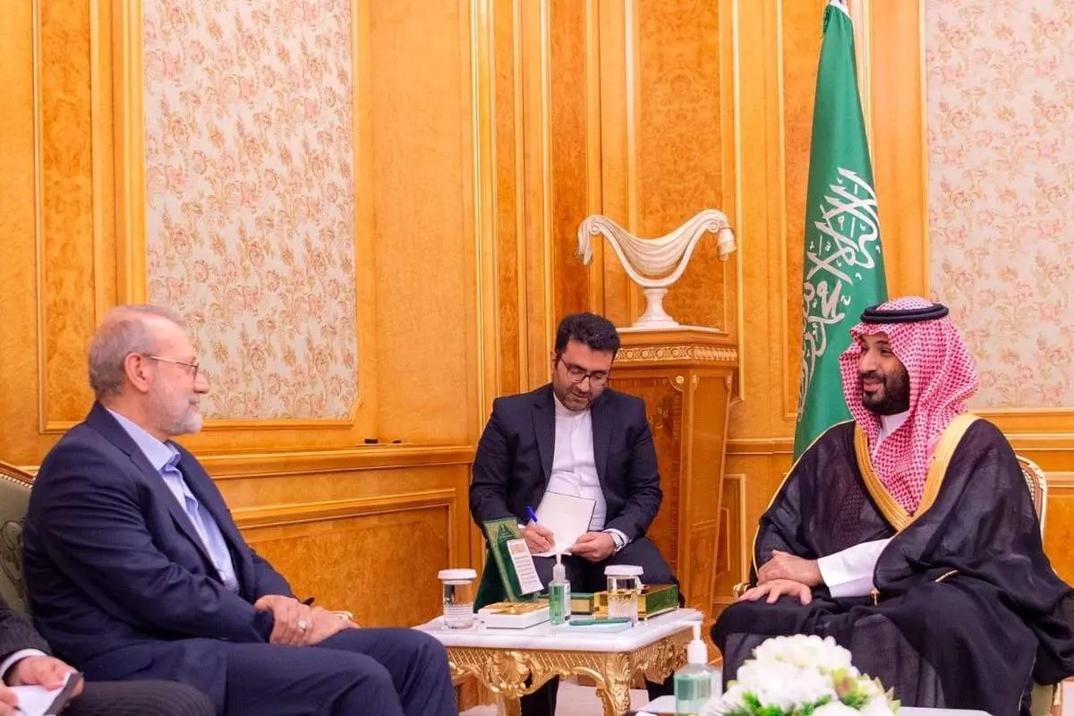 بررسی اوضاع منطقه در دیدار لاریجانی با بن‌سلمان
