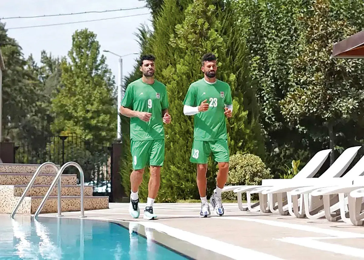 سلام؛ دلار چند؟

