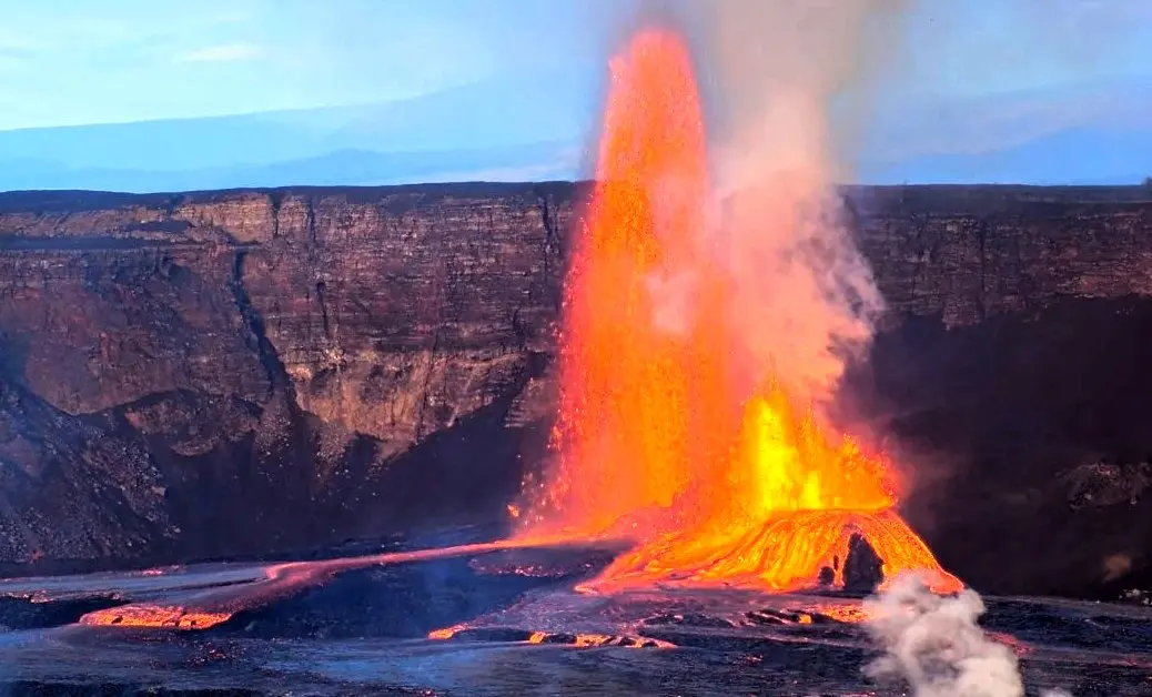 آتشفشان کیلاویا در هاوایی فوران کرد