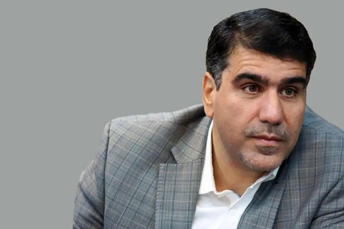 طعنه علیرضا معزی به دو جریان «دولت انتقالی» و پروژه «خالص‌سازی»