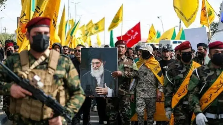 ویدئو؛ استقرار نیروهای حشدالشعبی در مسیر فرودگاه نجف 