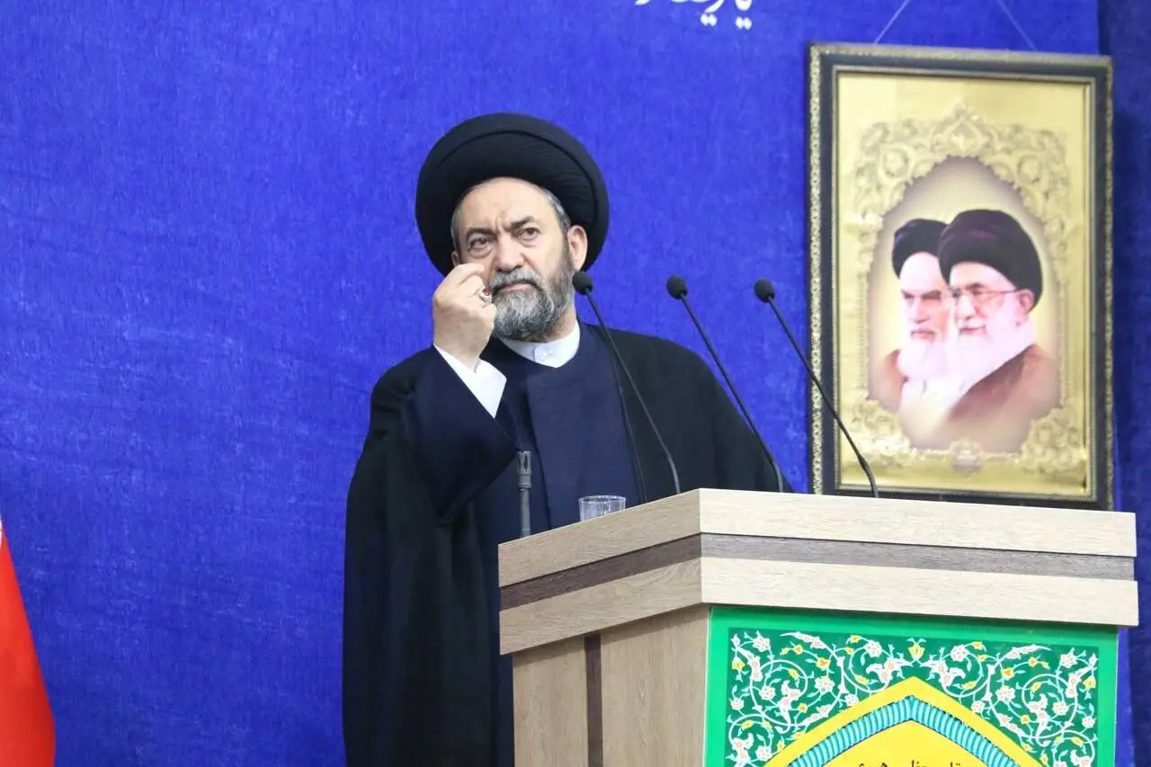امام جمعه اردبیل: اروپا و آمریکا در برابر ایران شکست‌خورده‌اند