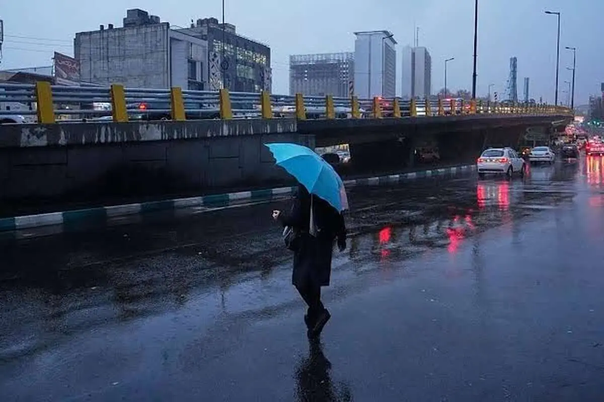 تهران بارانی می‌شود