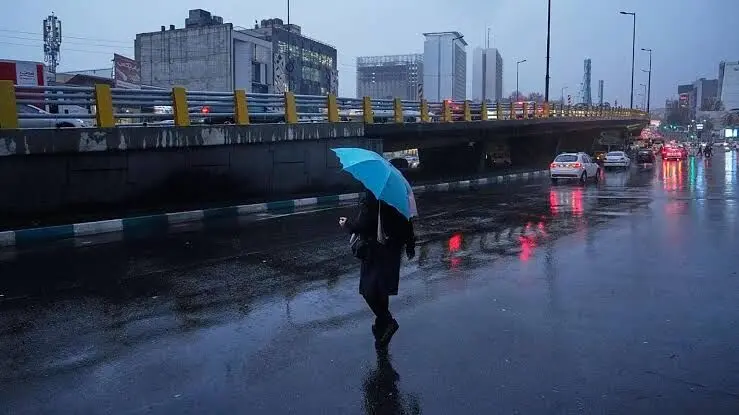 تهران بارانی می‌شود