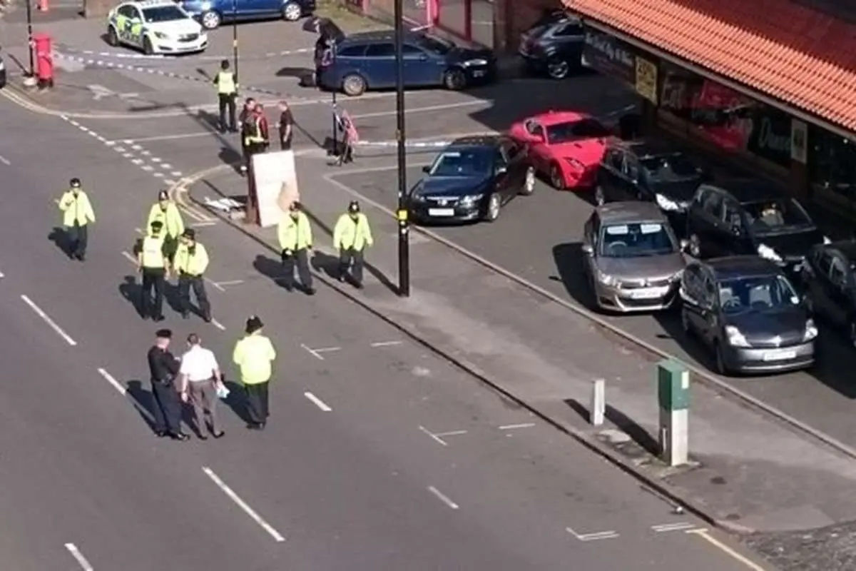 حمله هواداران رضا پهلوی به مرکز اسلامی بیرمنگام در بریتانیا