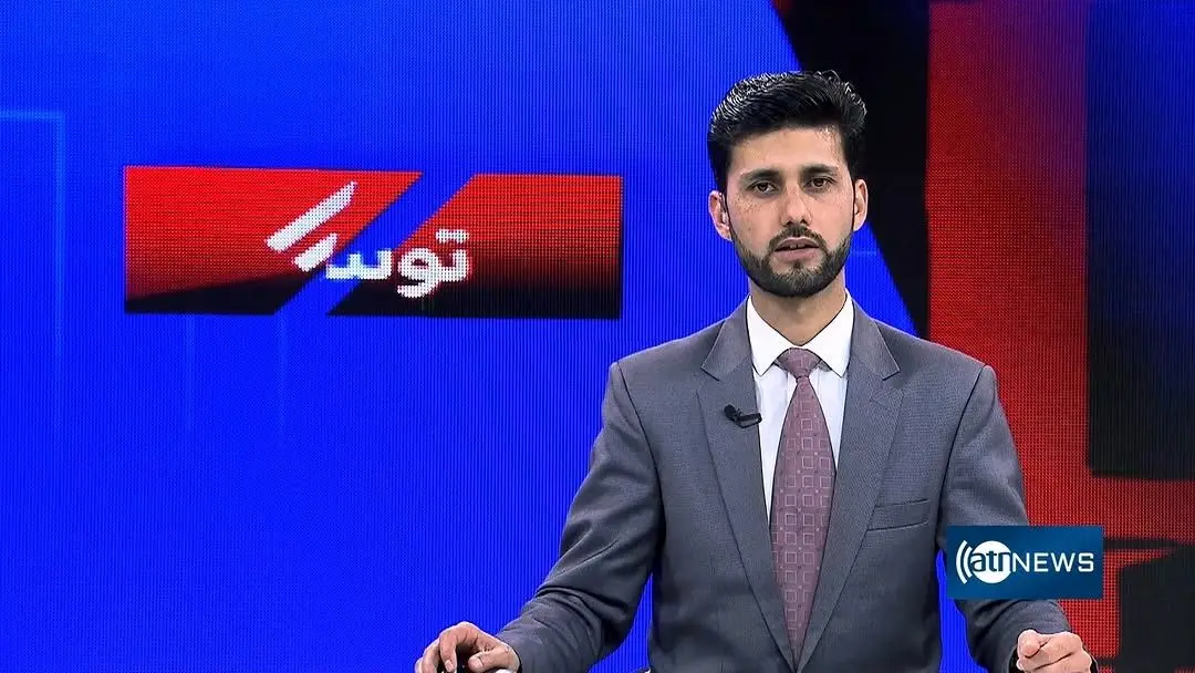 خونسردی عجیب مجری تلویزیون هنگام زلزله