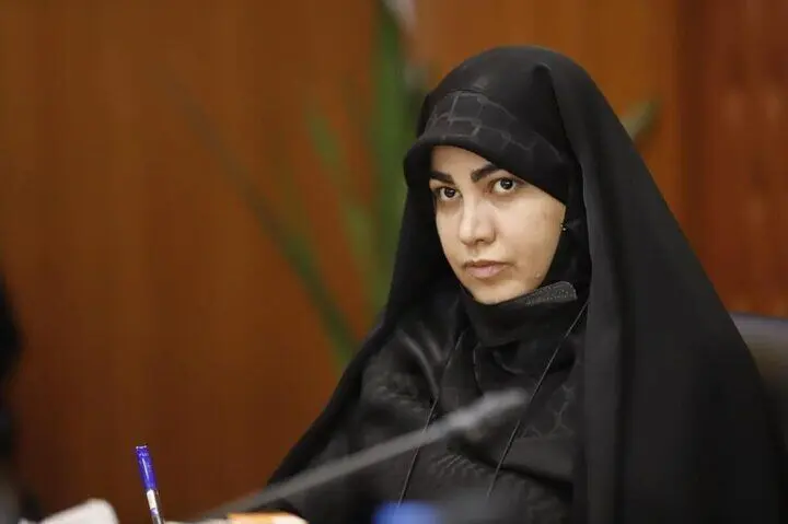اتفاق عجیب در شهرداری زاکانی؛ اعتراض سوده نجفی از ارجاع به اداره‌ای خیالی!