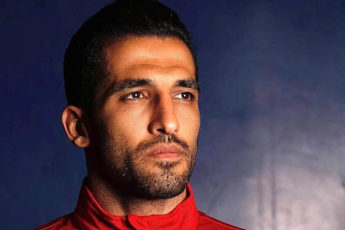 وحید امیری در پرسپولیس ماندنی است