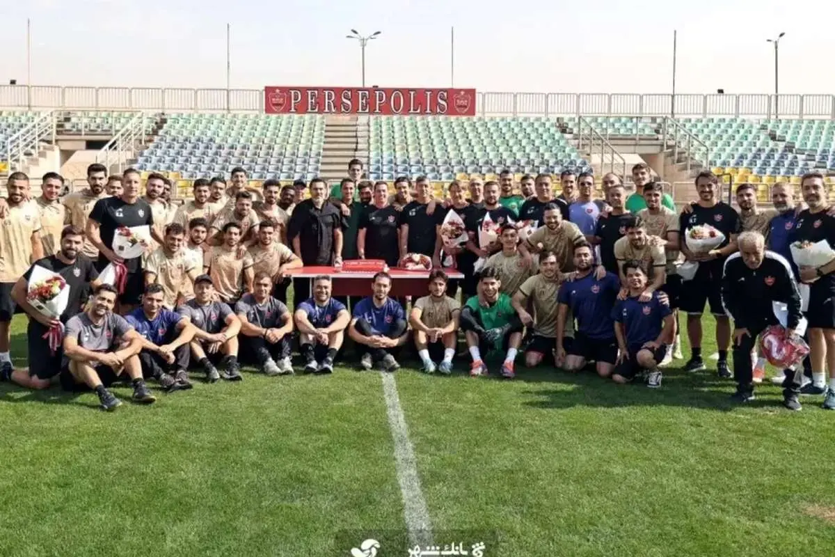 وداع با دستیاران هاشمیان در تمرین امروز پرسپولیس