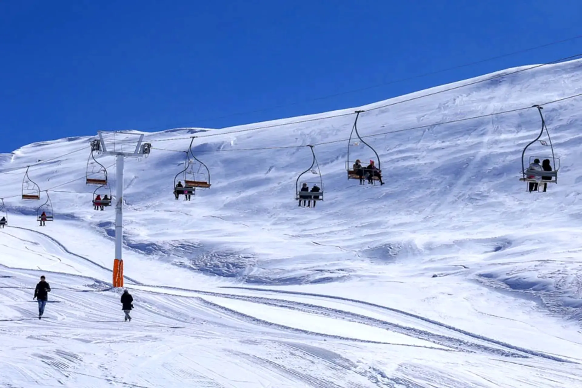 بارش ۱۰ سانتی‌متری برف در ایستگاه هفتم توچال