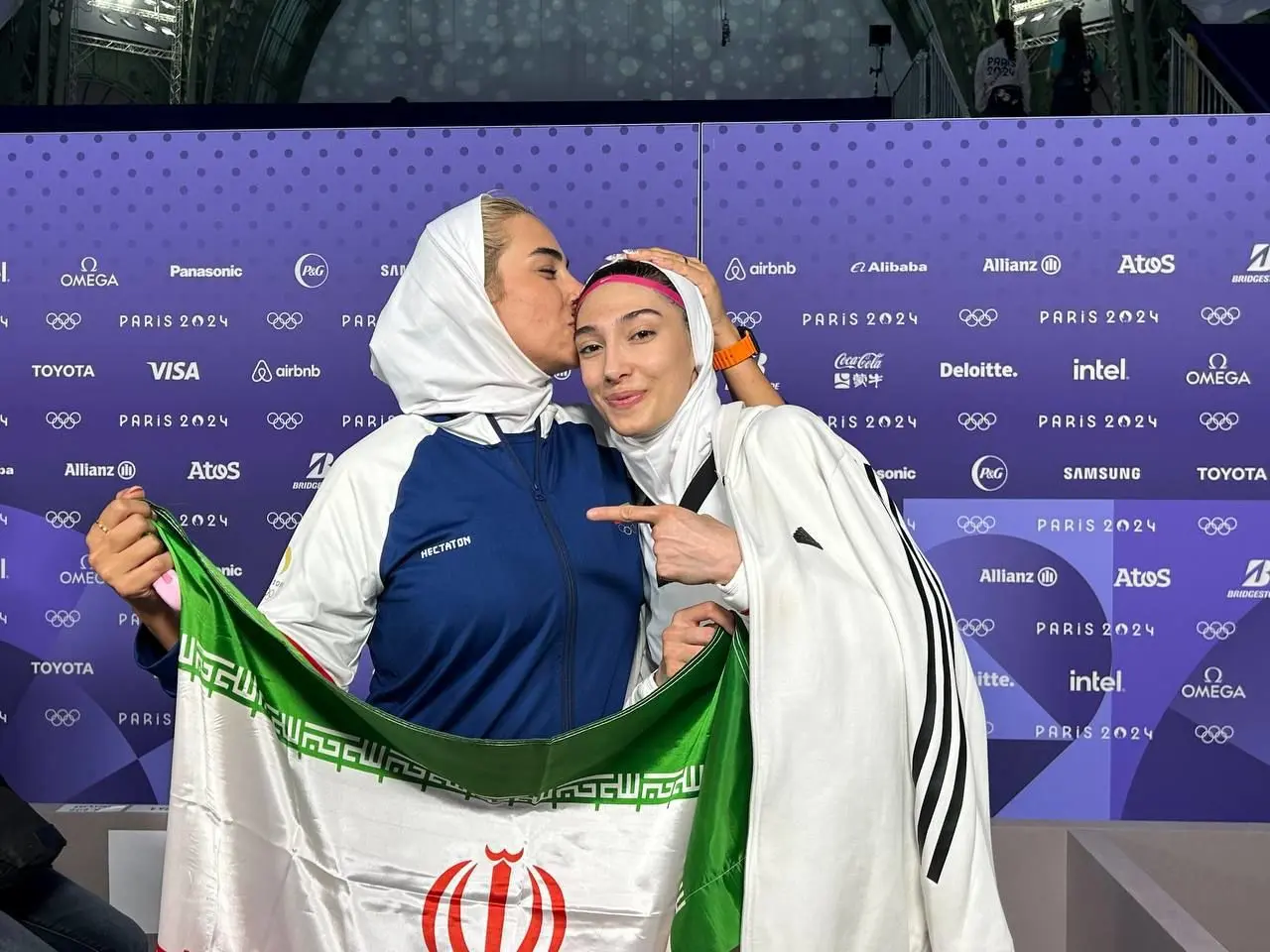 مبینا نعمت زاده گفت می‌دهم حال تو را بگیرند!

