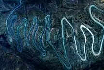 پرپیچ‌ترین جاده ایران از نمای ۷۰۰ متری