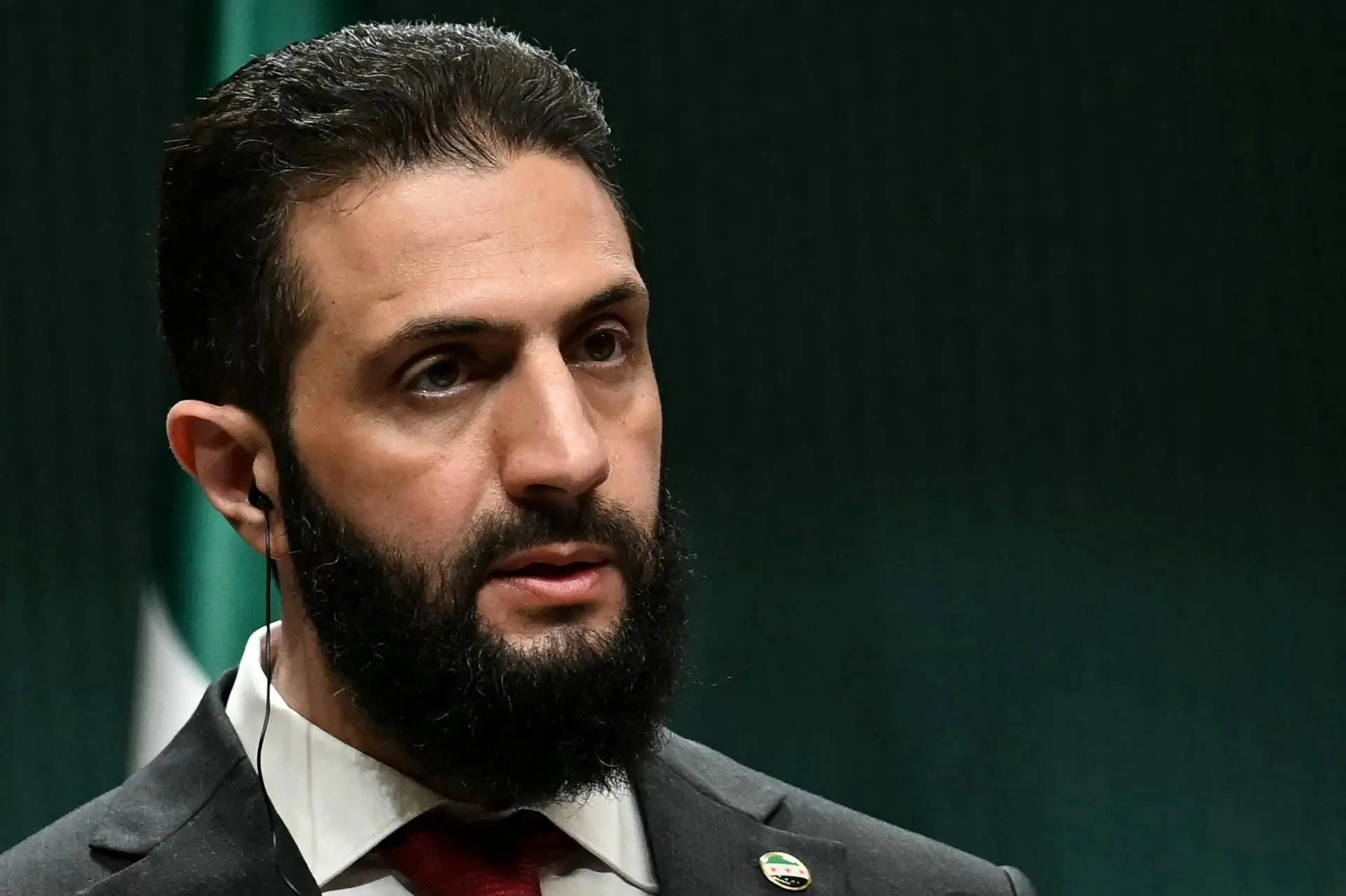 ببینید؛ اشک جولانی درآمد