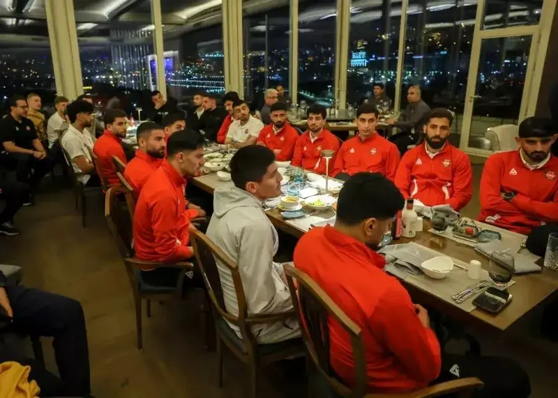 تراکتور در عربستان هتل سوییسی‌ها را انتخاب کرد!

