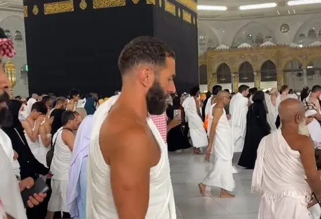 کریم بنزما در مناسک حج