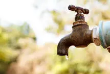 استاندار تهران: وضعیت تأمین آب شرب پایتخت با مشکل مواجه شده 
