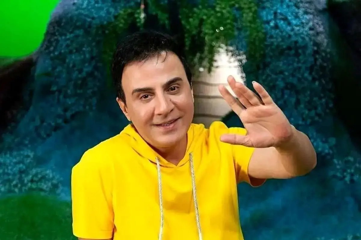 ببینید؛ خدماترسانی عمو پورنگ در حرم امام رضا(ع)