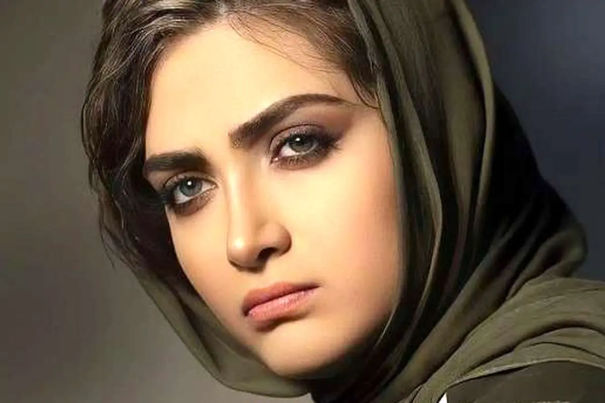 خندیدن زیر مشت و لگد الناز ملک