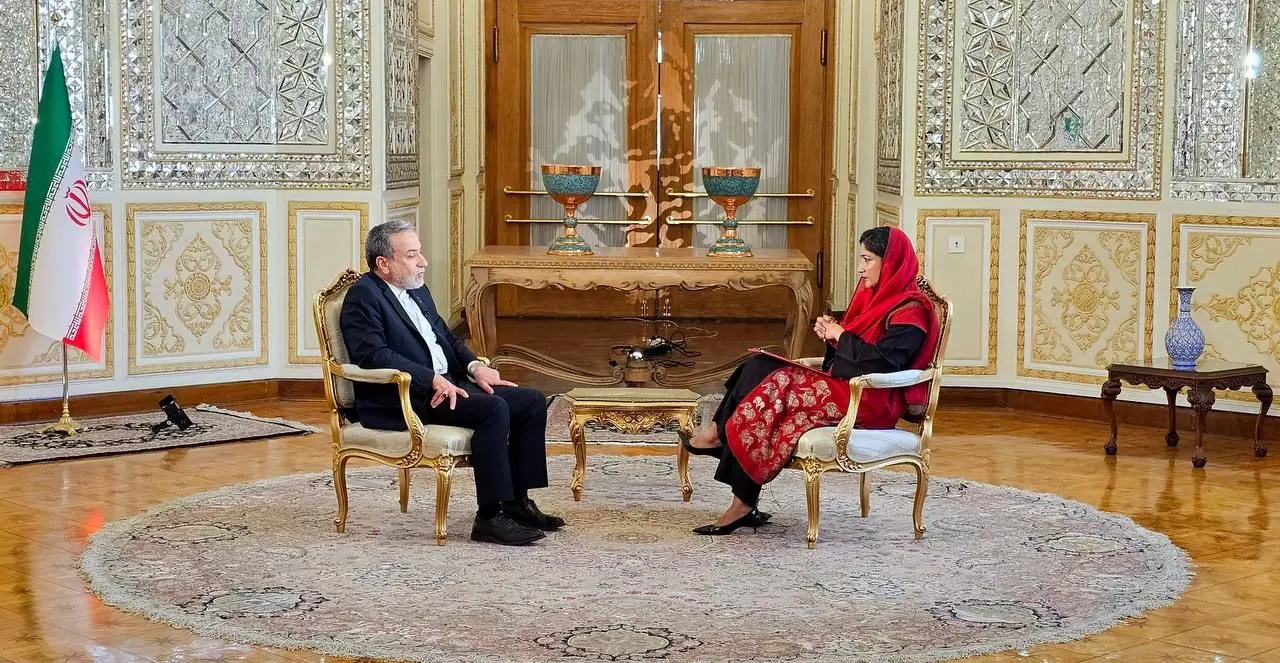  عراقچی: در صورت حمله آمریکا، پایگاه‌هایش در منطقه اهداف مشروع خواهند بود