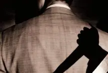 شوهرکشی هولناک در اشتهارد/ وقتی خواب بود با تیشه او را کشتم!
