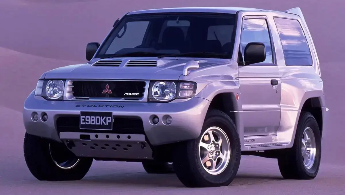 هیولاهای مسابقه ای؛ ۱۷ خودرو که قانون را به بازی گرفتند!