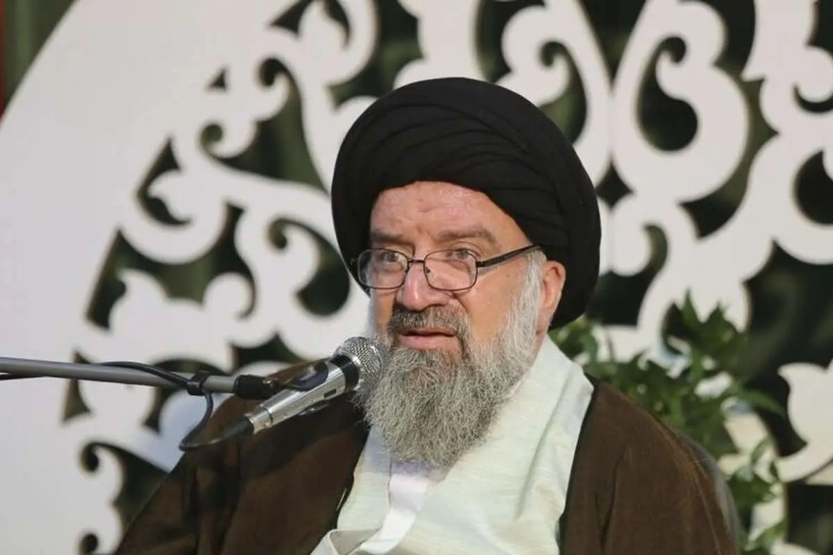 خاتمی: رزمنده‌ای که کشتی را تنگه هرمز زد، برای تامین امنیت شما بود/ چرا نیش می‌زنید
